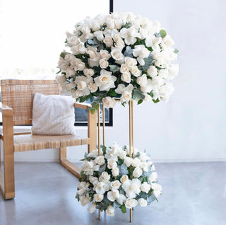 Grandiose Arrangement in White