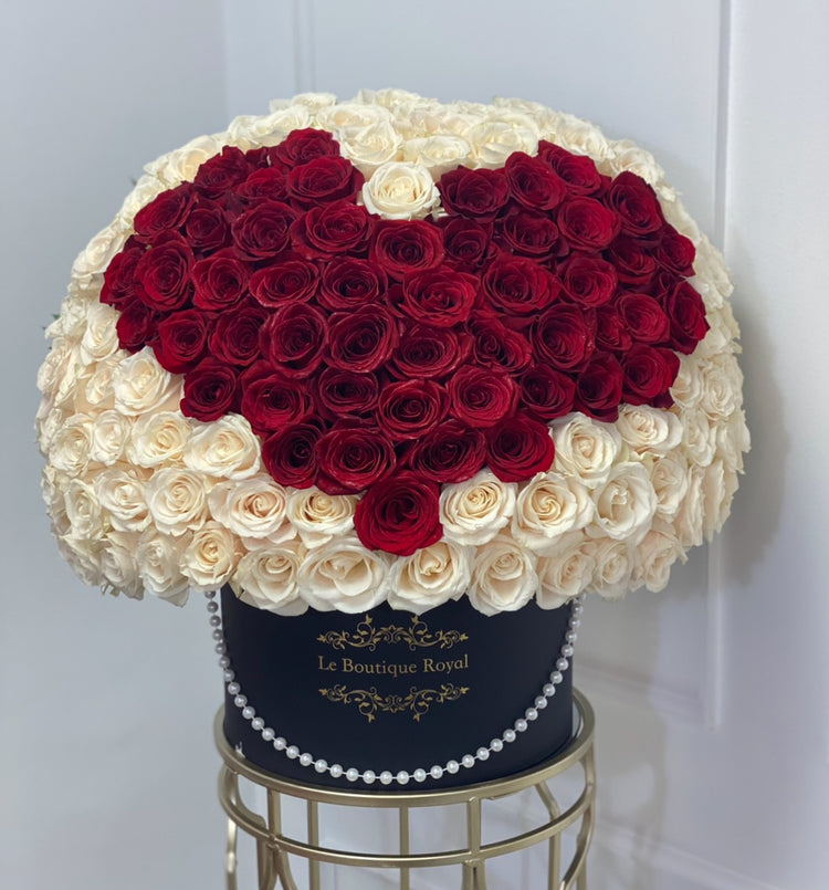Rosas en forma de corazón – Arreglo floral de lujo | Le Boutique Royal