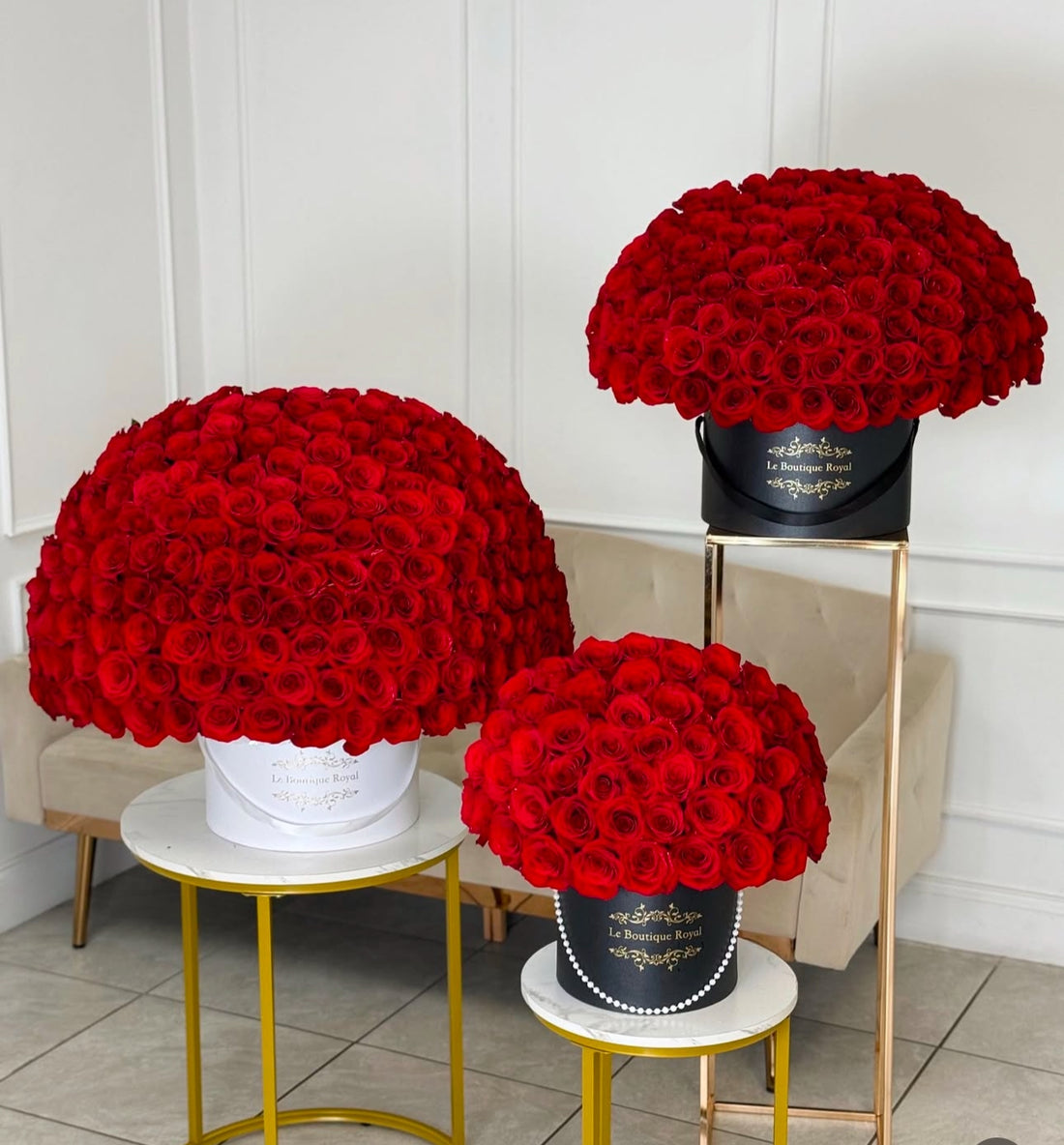 100 Rosas en Caja Exclusiva – Arreglo Floral de Lujo | Le Boutique Royal