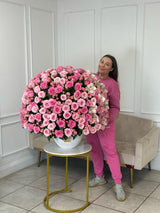 Mil rosas en un florero