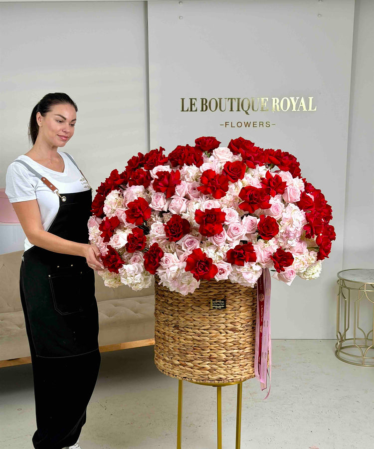 Cesta grande de flores premium de Le Boutique Royal