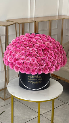 
                    
                      100 Pink Roses in Signature Box – Luxury Flower Arrangement | Le Boutique Royal
                    
                  
