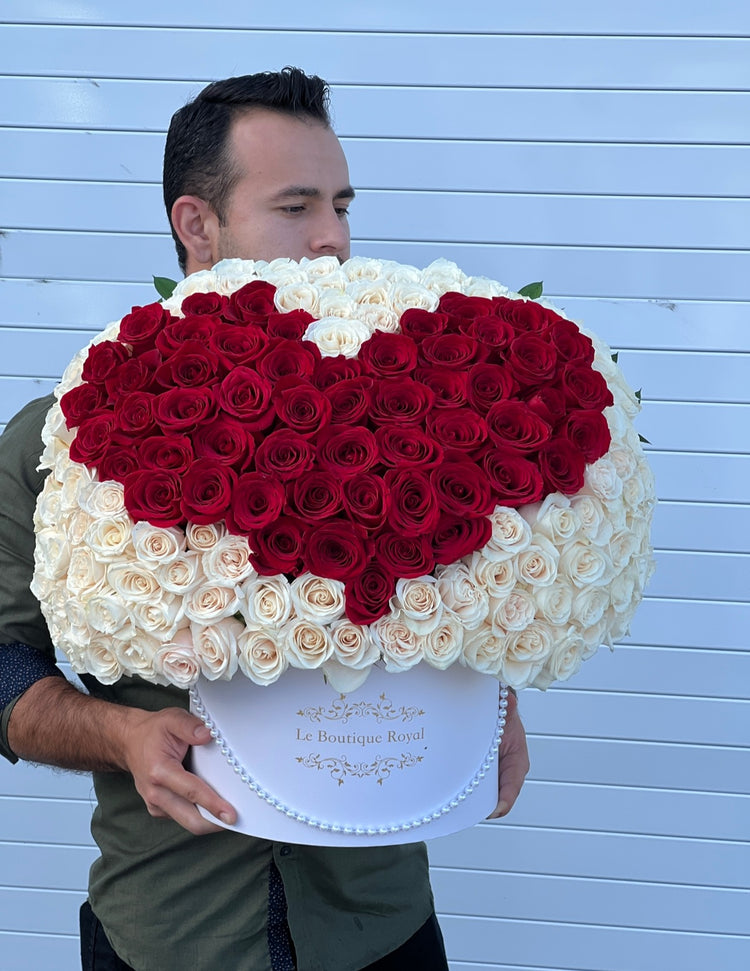 Rosas en forma de corazón – Arreglo floral de lujo | Le Boutique Royal